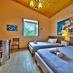 Poseidon's Nest Apartment *