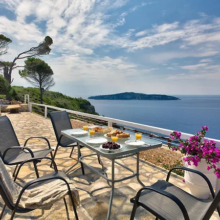 Poseidon's Nest Appartement